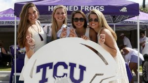 Fort Worth Tailgating Limo Rentals, party bus, shuttle, Charter, Limousine, bbq, Tailgate, AT&T Stadium, Amon G. Carter Stadium, Cowboys Football, Horned Frogs, TCU, Limousine