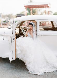 Fort Worth Wedding Limousine Services, Sedan, Party Bus, Shuttle, Charter, Bride, Groom, Classic, Vintage, Antique, White Rolls Royce Bentley, One Way, Cadillac, Lincoln, Stretch Limo
